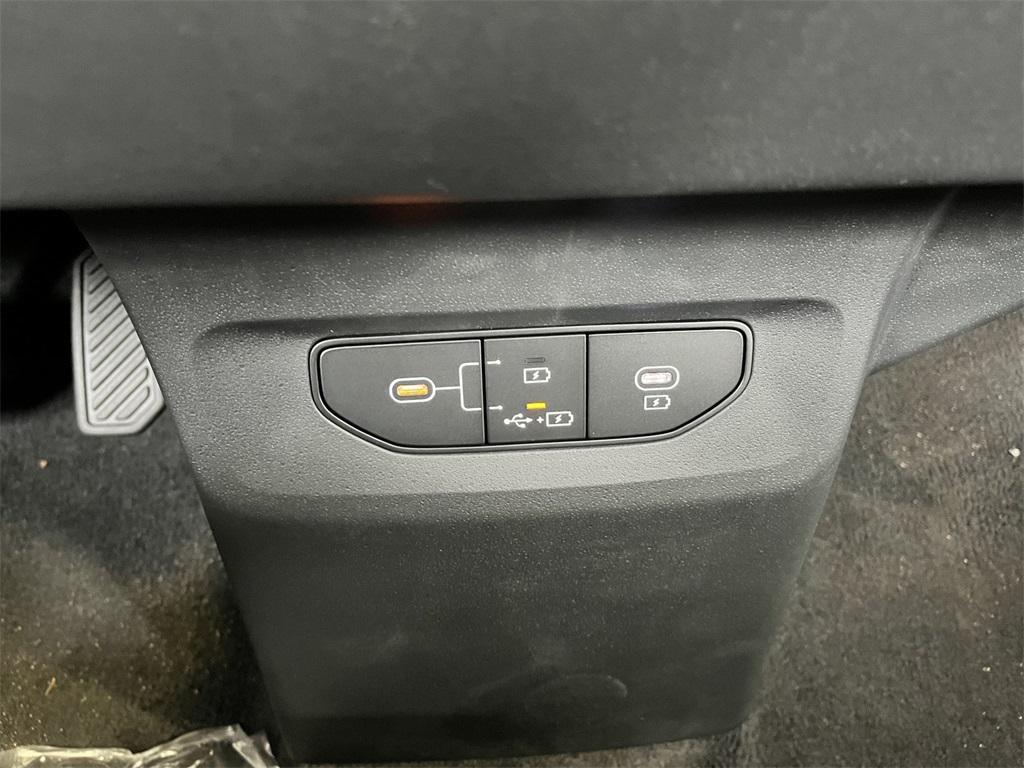 new 2025 Kia EV6 car, priced at $49,809
