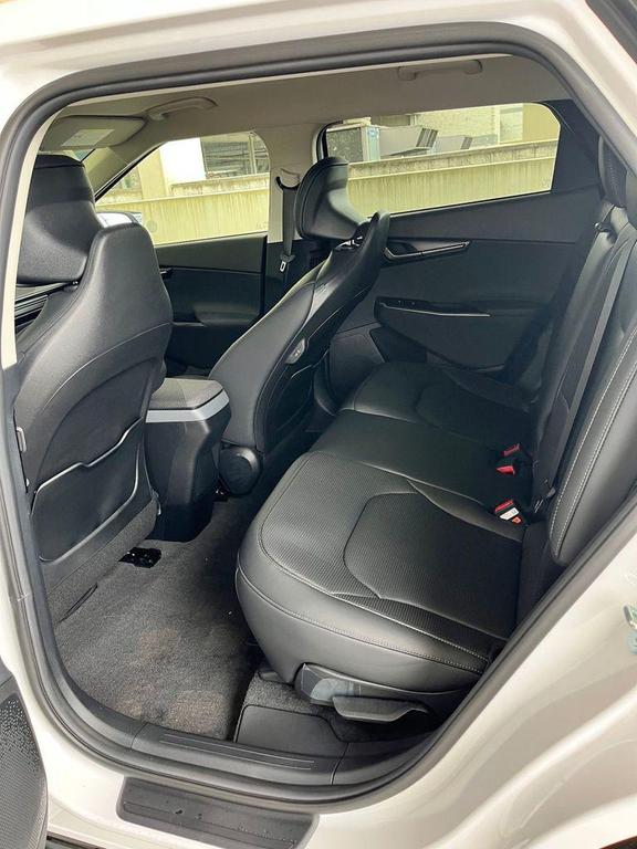 new 2025 Kia EV6 car, priced at $45,809