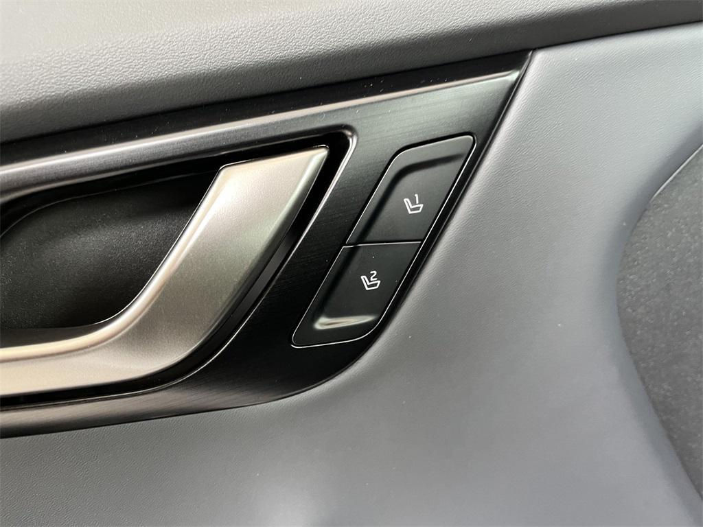 new 2025 Kia EV6 car, priced at $49,809