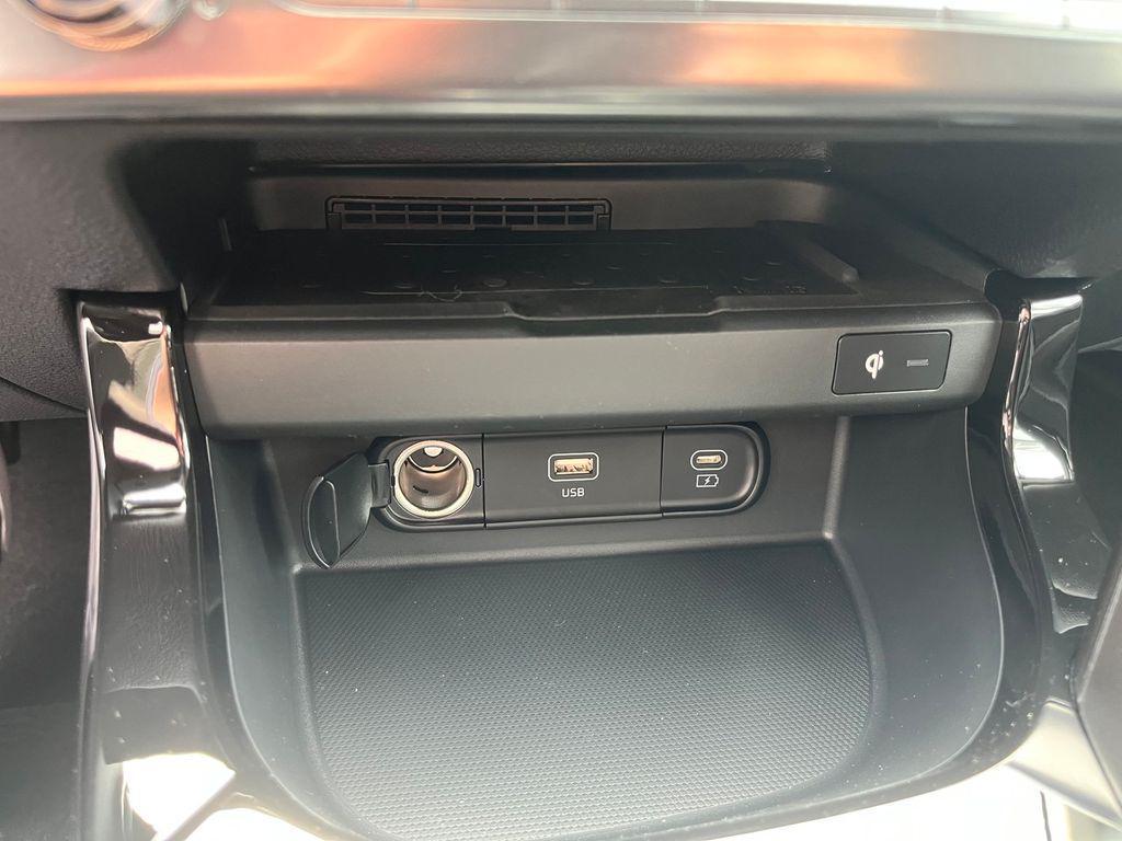 new 2025 Kia Seltos car, priced at $27,945
