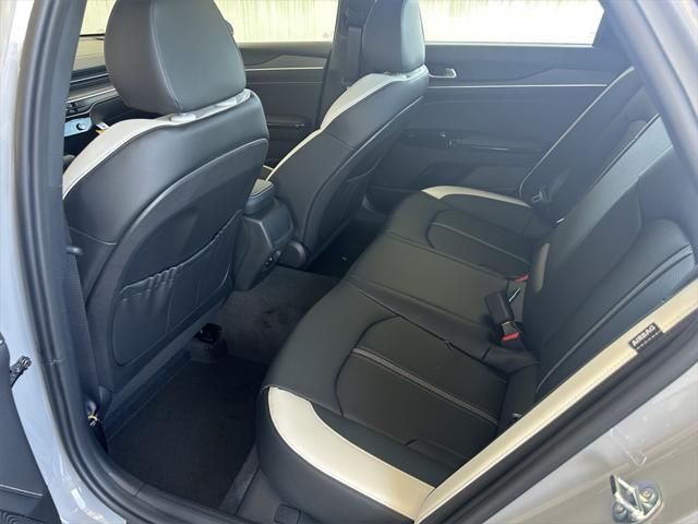 new 2025 Kia K5 car, priced at $30,619
