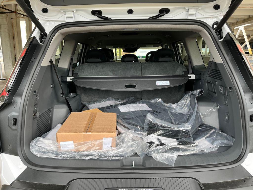 new 2026 Kia EV9 car, priced at $46,774