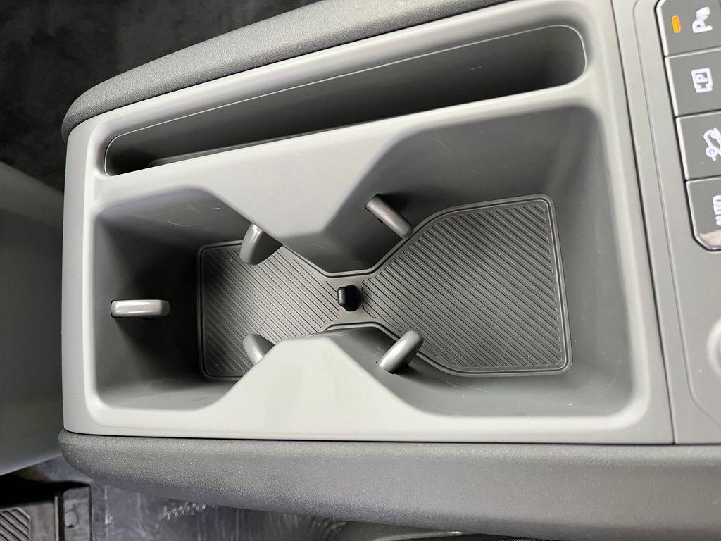 new 2026 Kia EV9 car, priced at $46,774