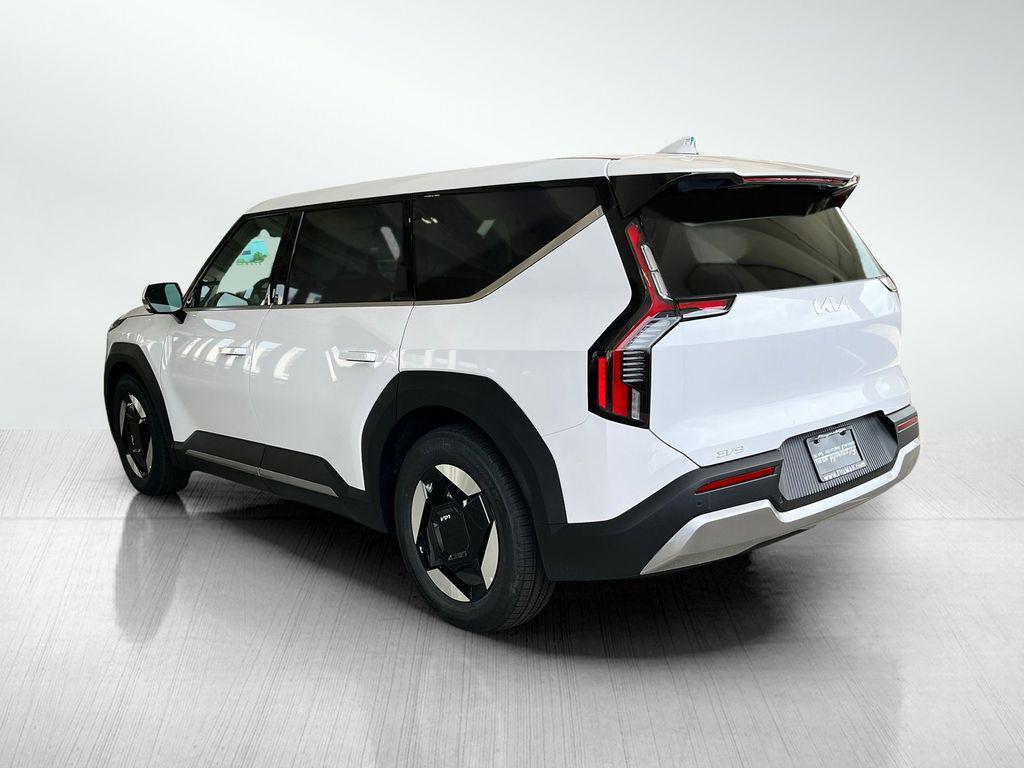 new 2026 Kia EV9 car, priced at $46,774