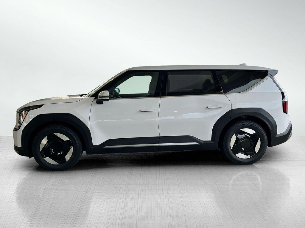 new 2026 Kia EV9 car, priced at $46,774