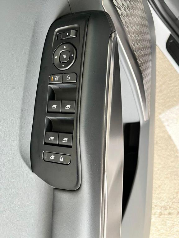 new 2026 Kia EV9 car, priced at $46,774