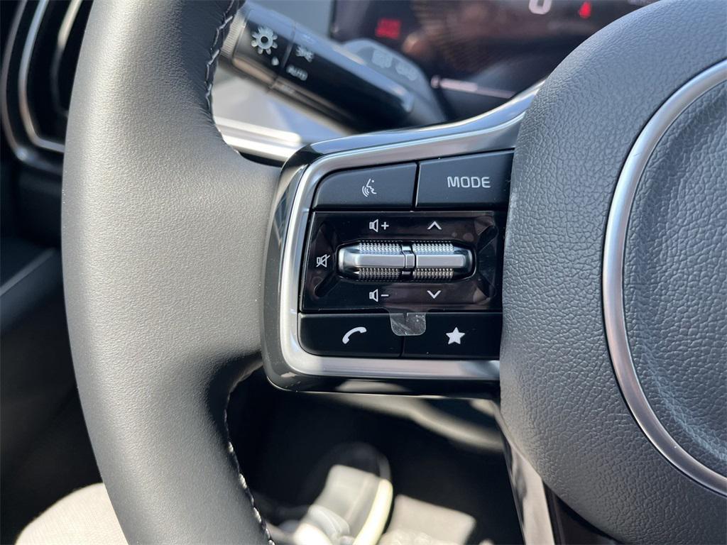 new 2025 Kia Sorento car, priced at $35,773