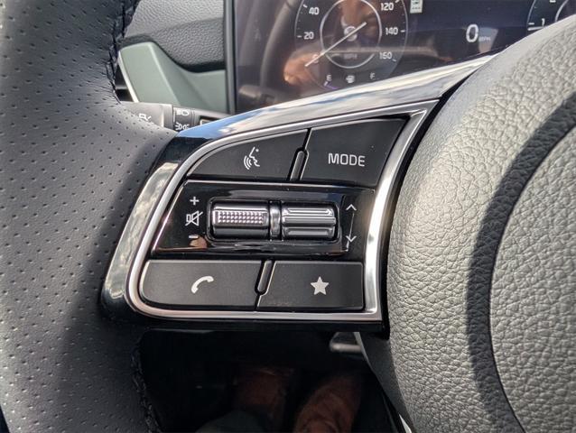 new 2025 Kia Seltos car, priced at $33,428