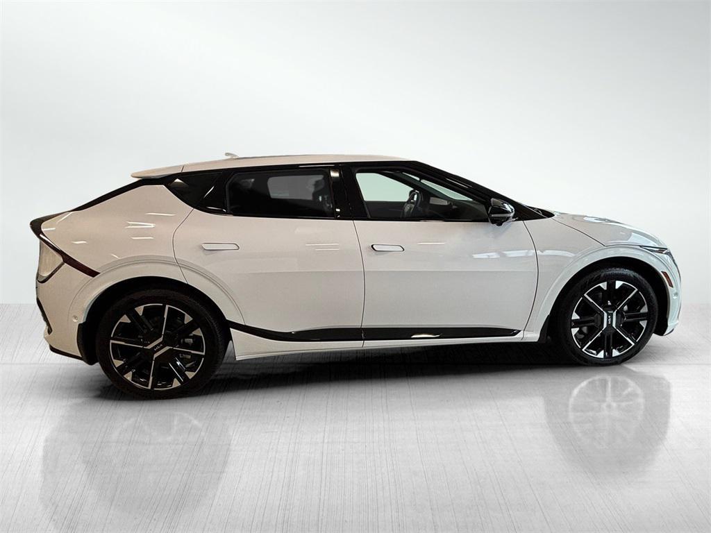 new 2025 Kia EV6 car, priced at $53,642