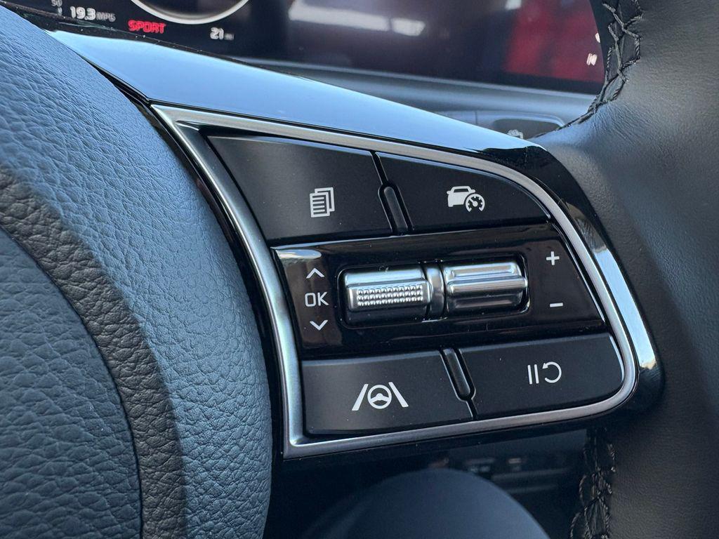 new 2025 Kia Seltos car, priced at $28,294