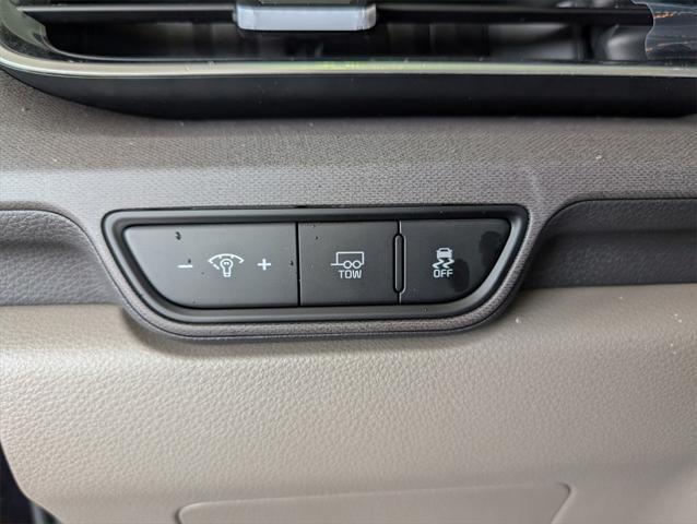 new 2025 Kia Carnival Hybrid car, priced at $44,968