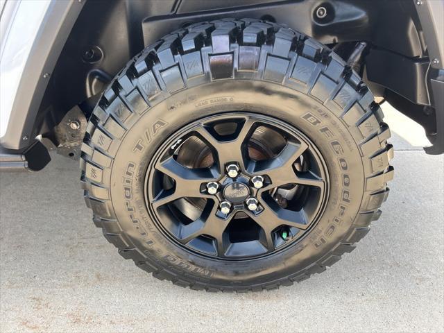 used 2019 Jeep Wrangler Unlimited car, priced at $33,796