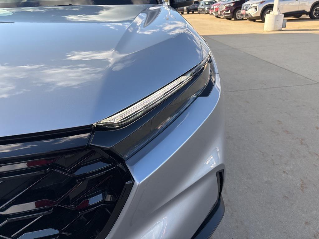 new 2026 Honda CR-V Hybrid car, priced at $43,929