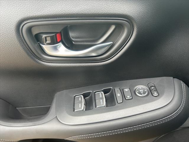 new 2025 Honda HR-V car, priced at $32,624