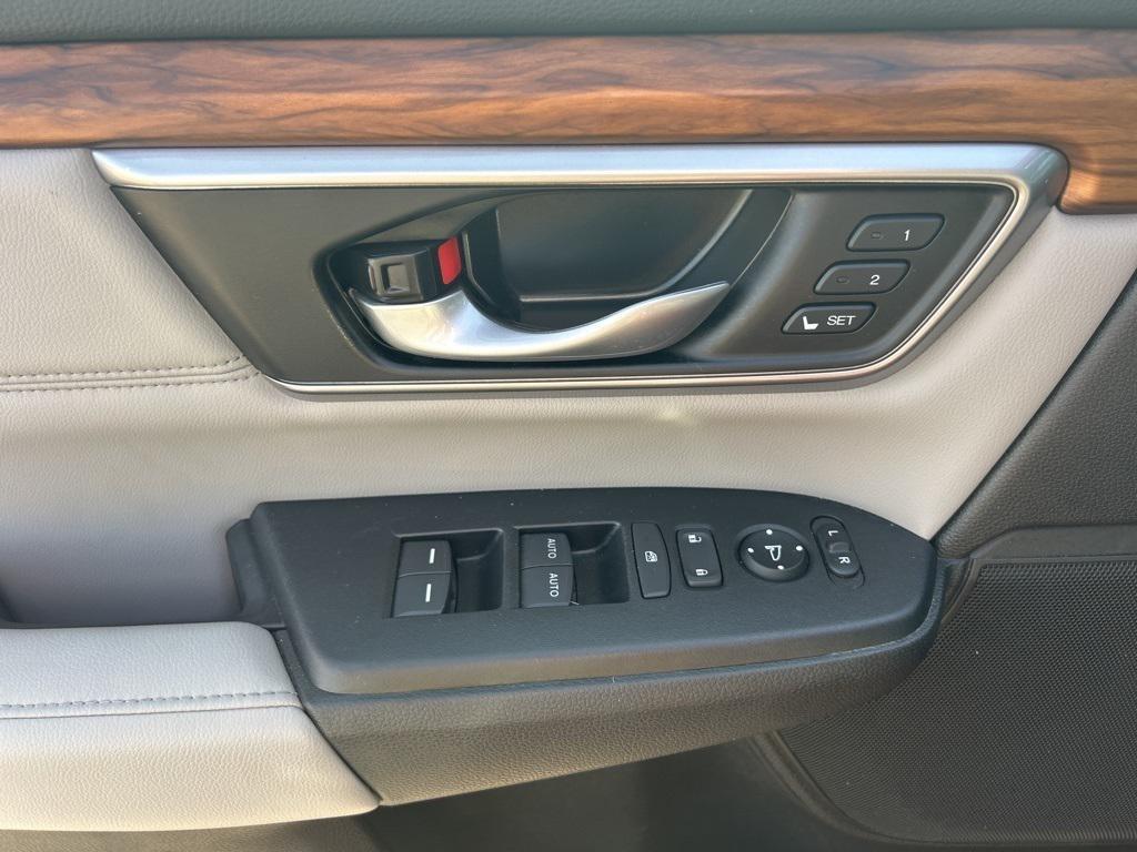 used 2021 Honda CR-V car, priced at $27,472