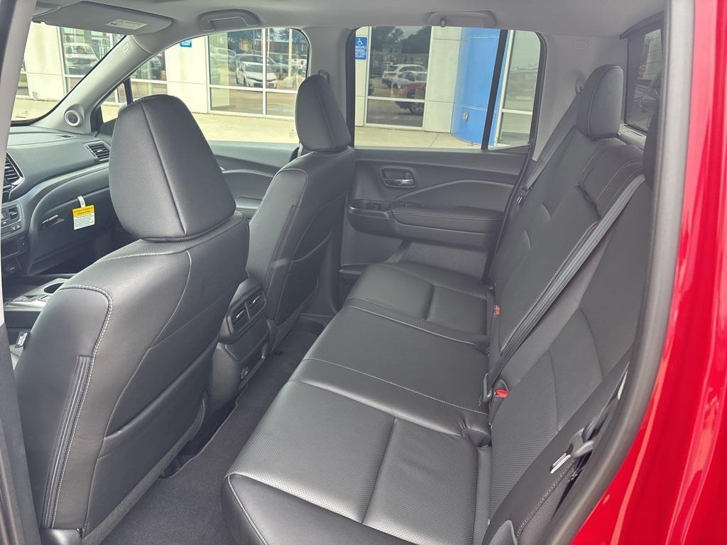 new 2025 Honda Ridgeline car, priced at $43,471