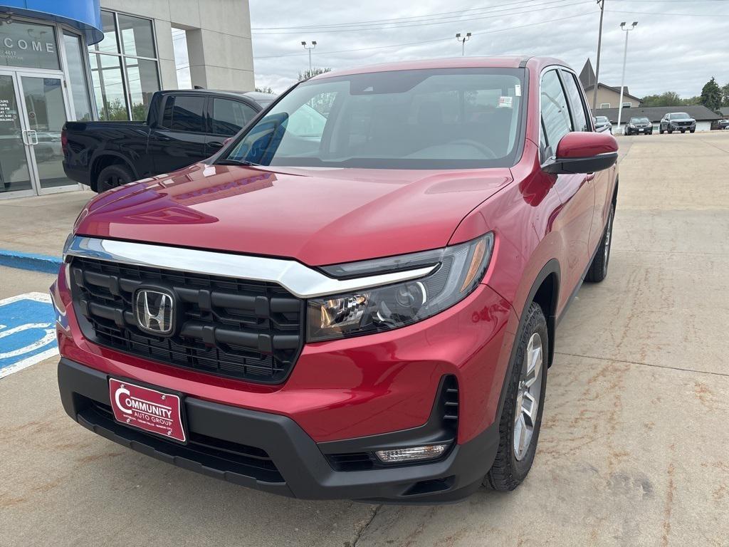 new 2025 Honda Ridgeline car, priced at $43,471