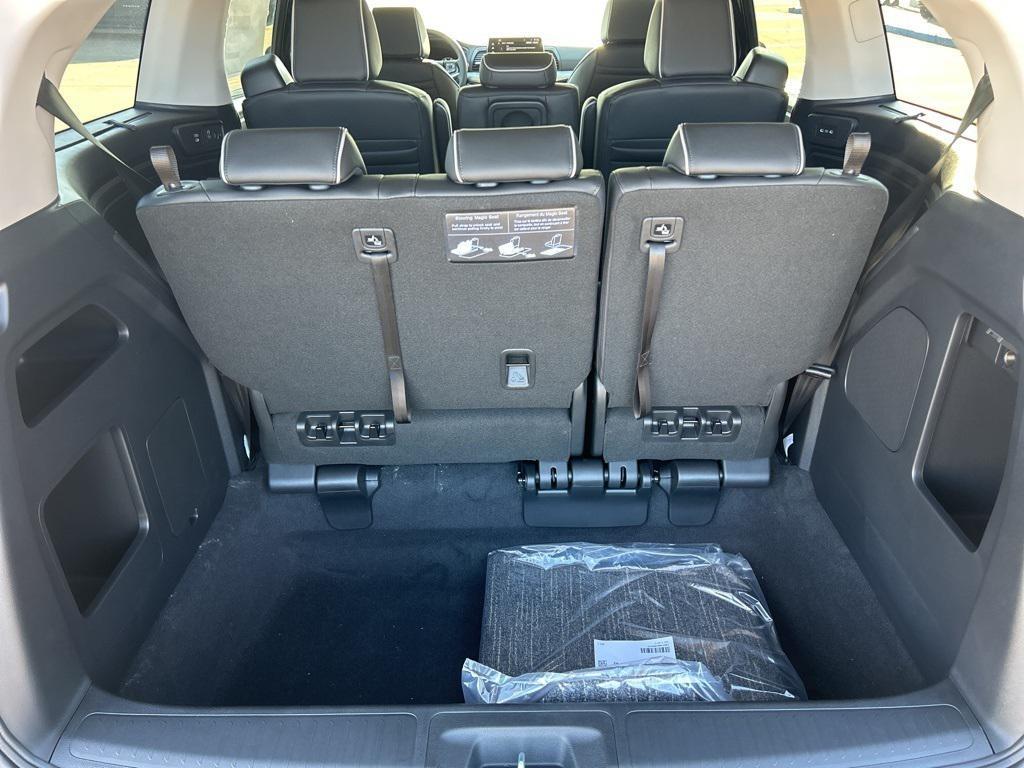 new 2026 Honda Odyssey car, priced at $49,219