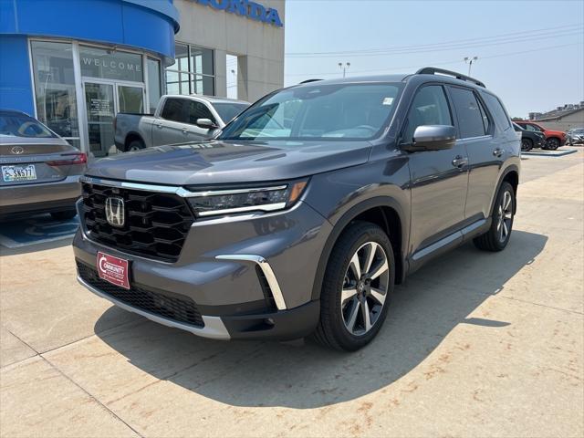 new 2025 Honda Pilot car, priced at $54,759