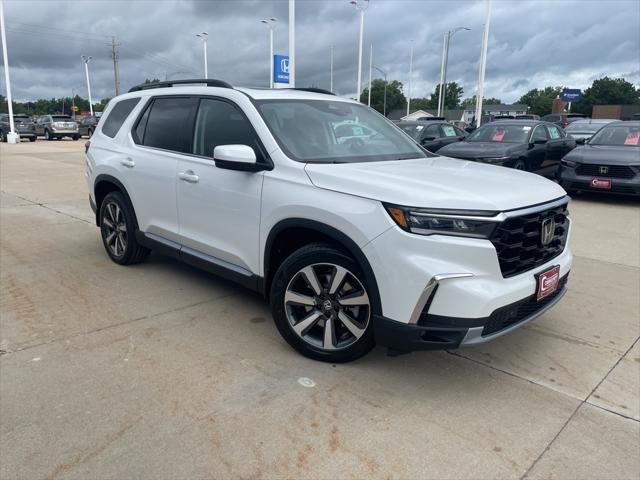 new 2025 Honda Pilot car, priced at $51,734