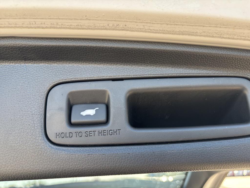 used 2024 Honda CR-V Hybrid car, priced at $36,104