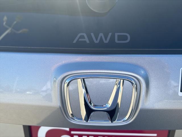 new 2025 Honda CR-V Hybrid car, priced at $42,724