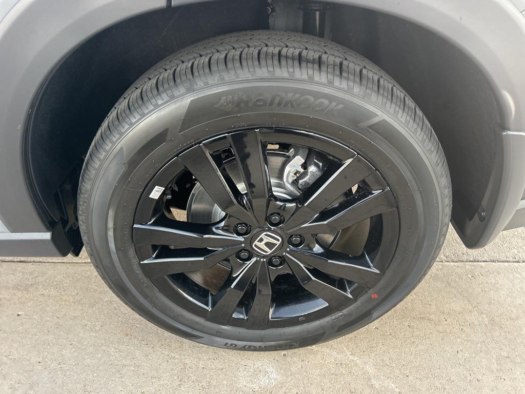 new 2026 Honda HR-V car, priced at $30,464