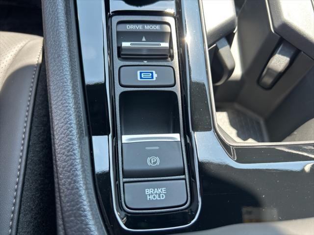 new 2025 Honda Accord Hybrid car, priced at $37,209