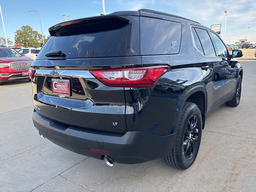 used 2021 Chevrolet Traverse car, priced at $26,143