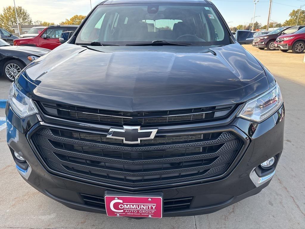 used 2021 Chevrolet Traverse car, priced at $26,143