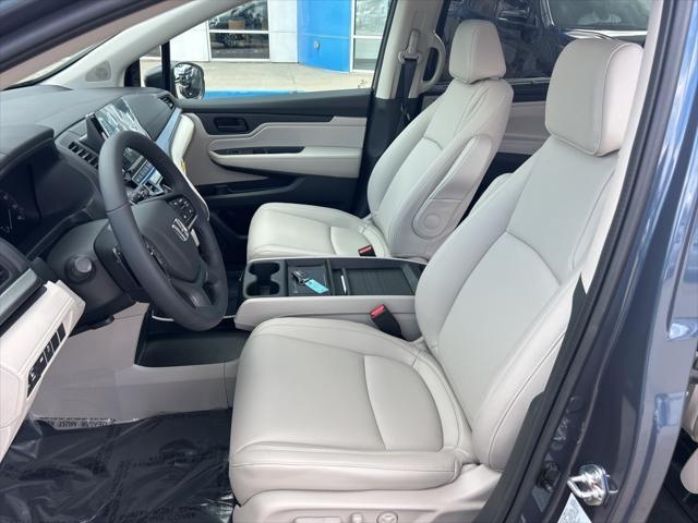 new 2025 Honda Odyssey car, priced at $43,899