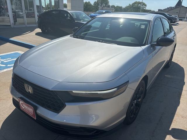 new 2025 Honda Accord car, priced at $31,553