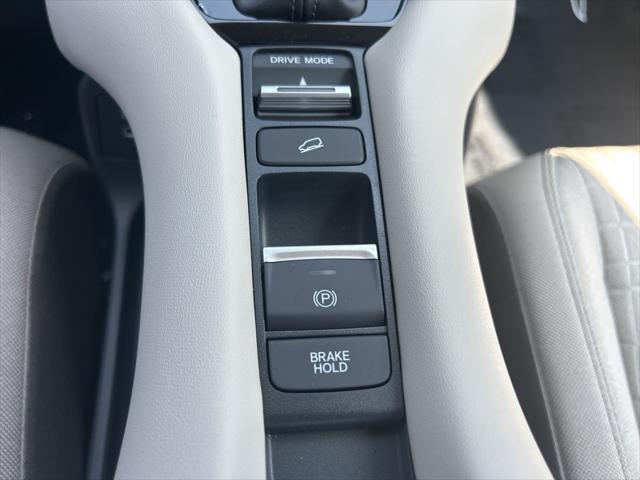 new 2026 Honda HR-V car, priced at $29,324