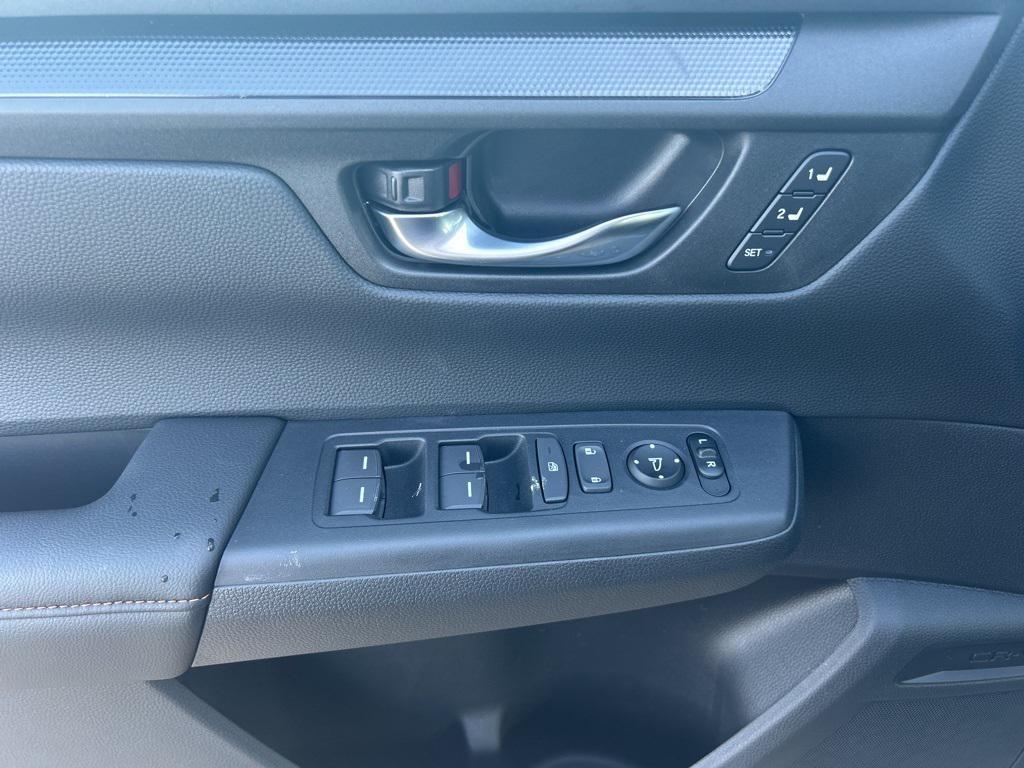 new 2026 Honda CR-V Hybrid car, priced at $40,294