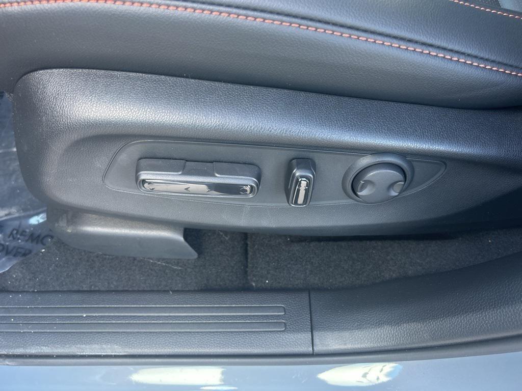 new 2026 Honda CR-V Hybrid car, priced at $40,294