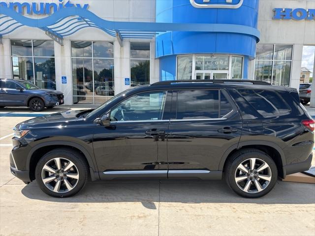 new 2025 Honda Pilot car, priced at $52,838