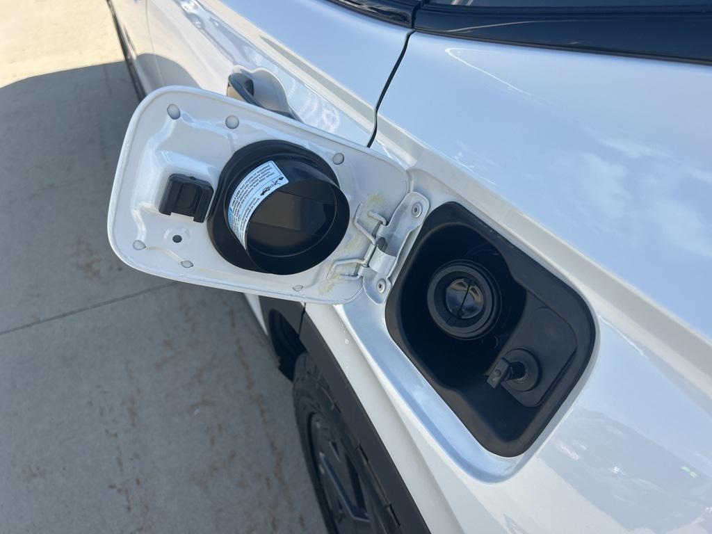 new 2026 Honda CR-V Hybrid car, priced at $39,943