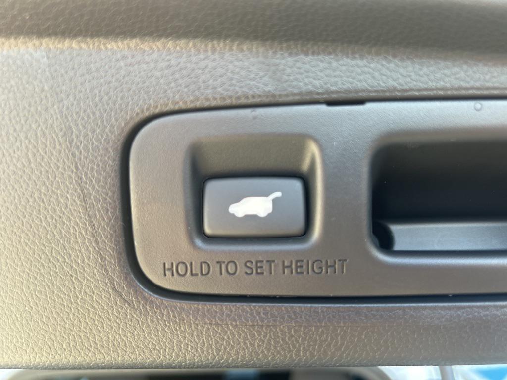 new 2026 Honda CR-V Hybrid car, priced at $39,943