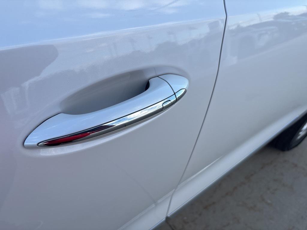 used 2021 Buick Enclave car, priced at $32,542