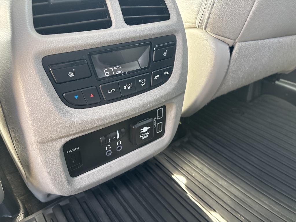 used 2022 Honda Pilot car, priced at $32,351