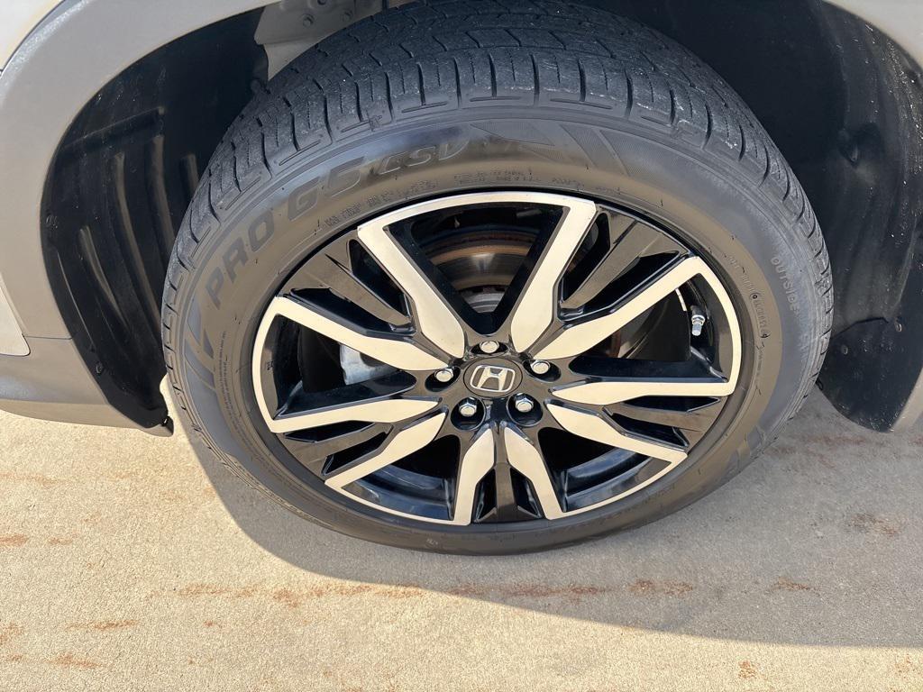 used 2022 Honda Pilot car, priced at $32,351