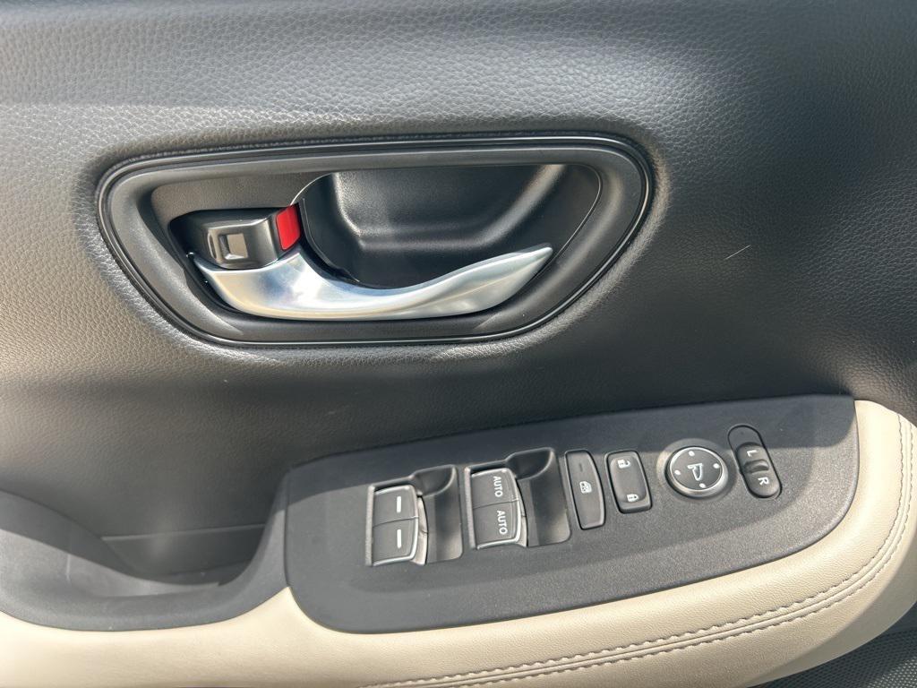 new 2026 Honda HR-V car, priced at $32,175