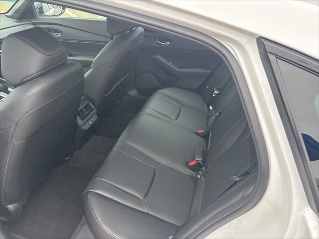 new 2025 Honda Accord Hybrid car, priced at $37,154