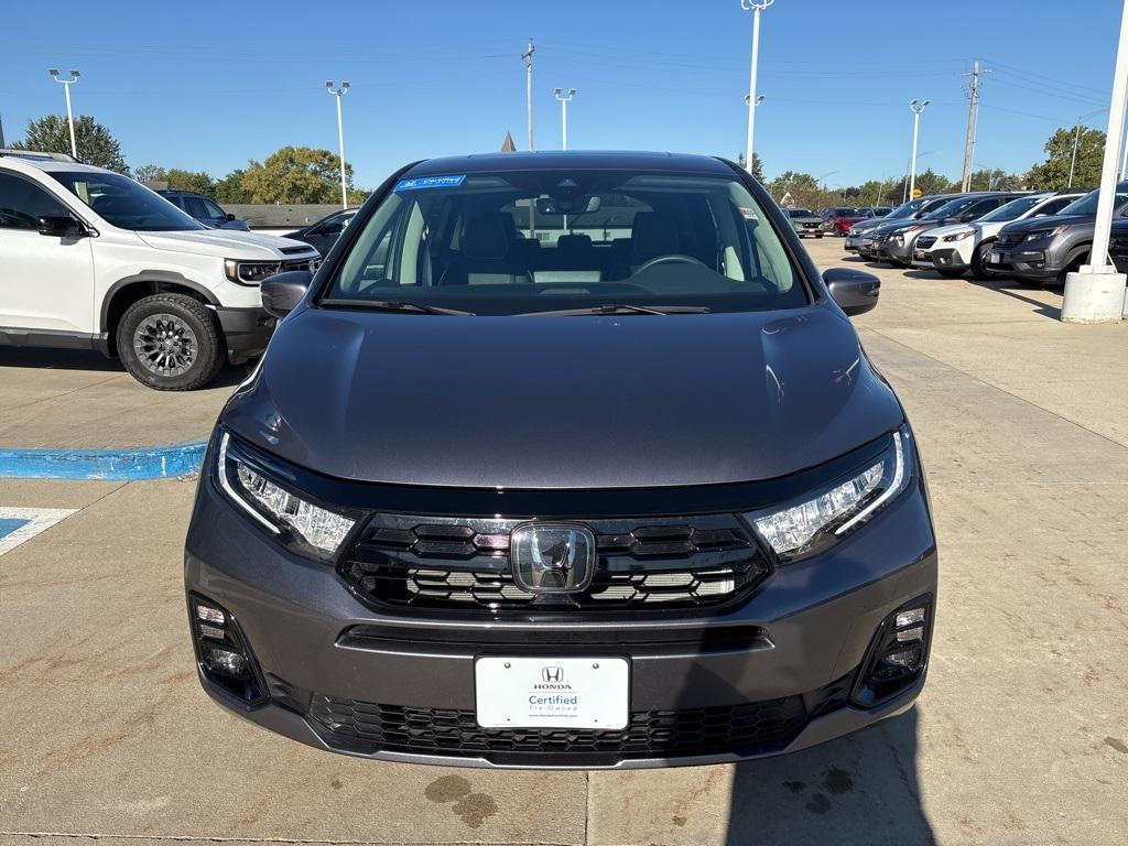 used 2025 Honda Odyssey car, priced at $48,391