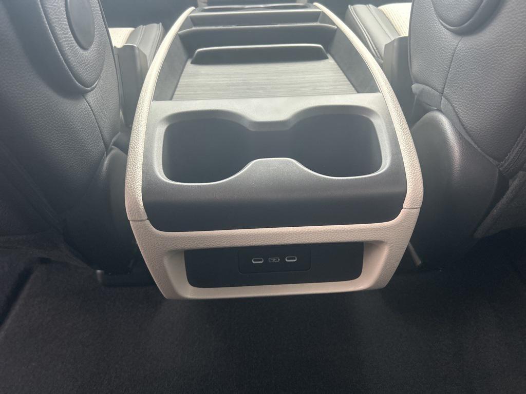 new 2026 Honda Odyssey car, priced at $53,419