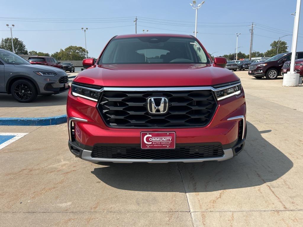 new 2025 Honda Pilot car, priced at $46,974