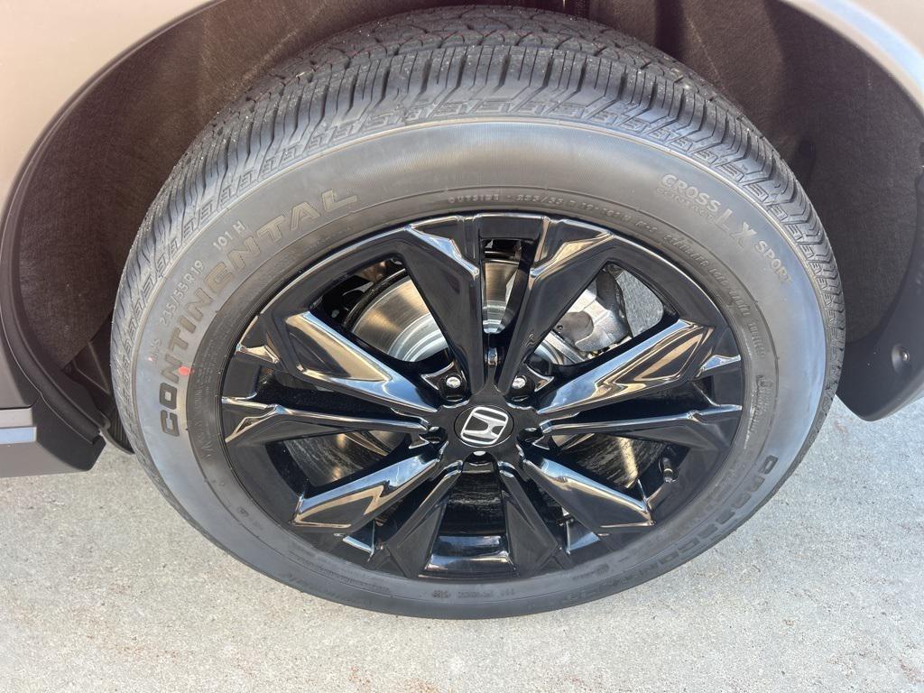 new 2026 Honda CR-V Hybrid car, priced at $44,384