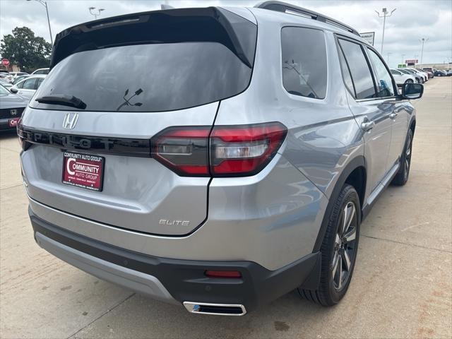new 2025 Honda Pilot car, priced at $54,759