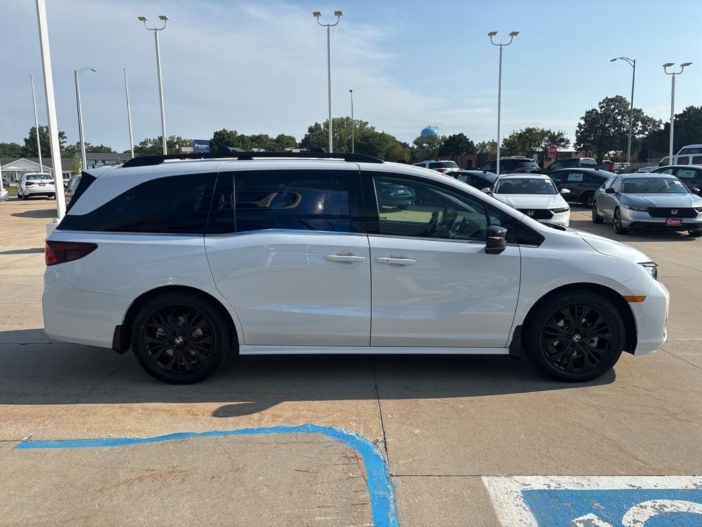new 2026 Honda Odyssey car, priced at $46,624