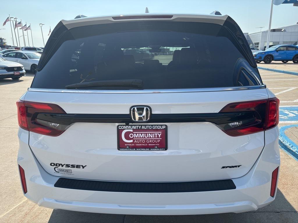 new 2026 Honda Odyssey car, priced at $46,624